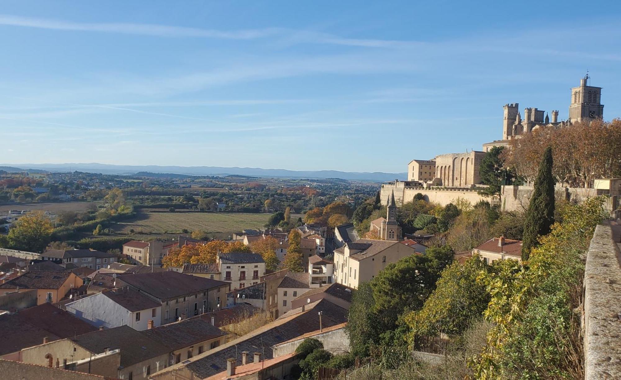 Le Grenier, Climatisation Terrasse Wi-Fi Netflix 15 Mn Coeur De Ville بزييه المظهر الخارجي الصورة